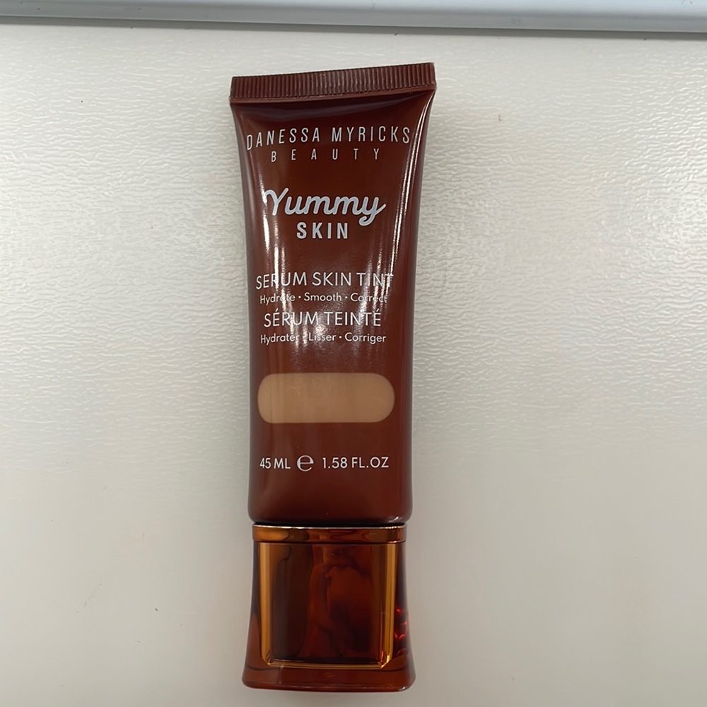 Danessa Myrics Yummy Serum Skin Tint- Shade 9
